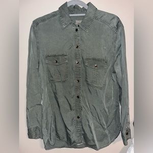 American Eagle Navy Green Long Sleeve Button Down